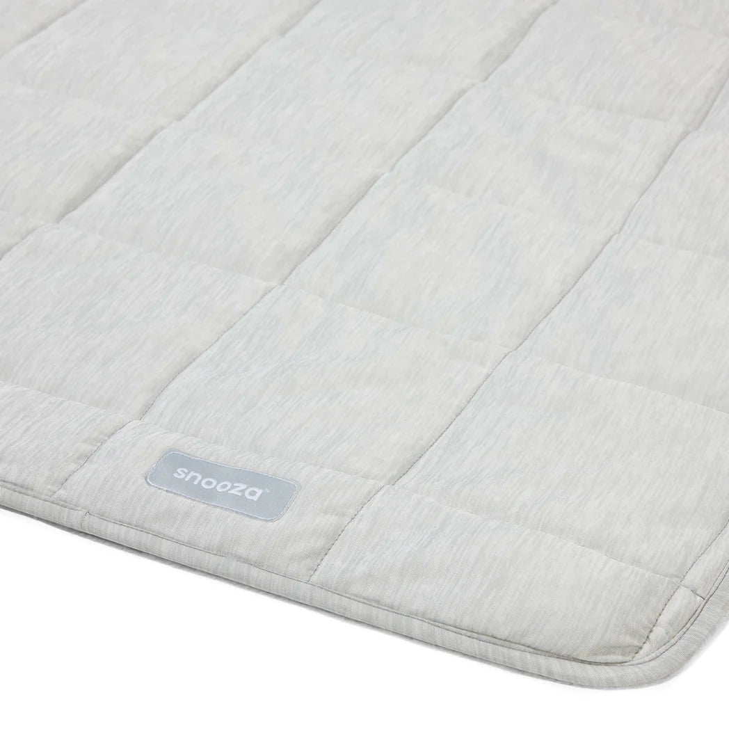 Snooza – Cooling Comfort Blanket – Powder Grey